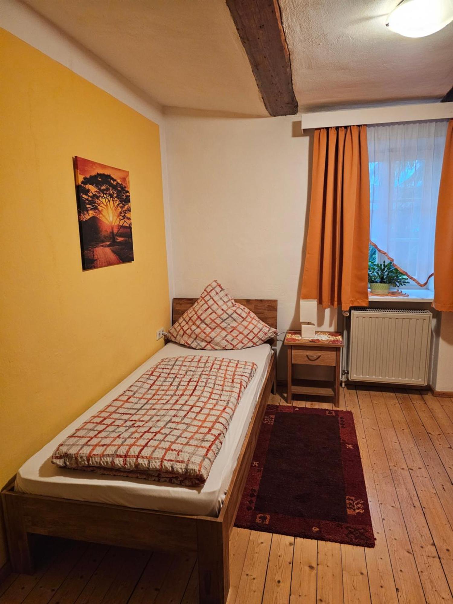 Pension Pastoriushaus Bad Windsheim Exterior photo
